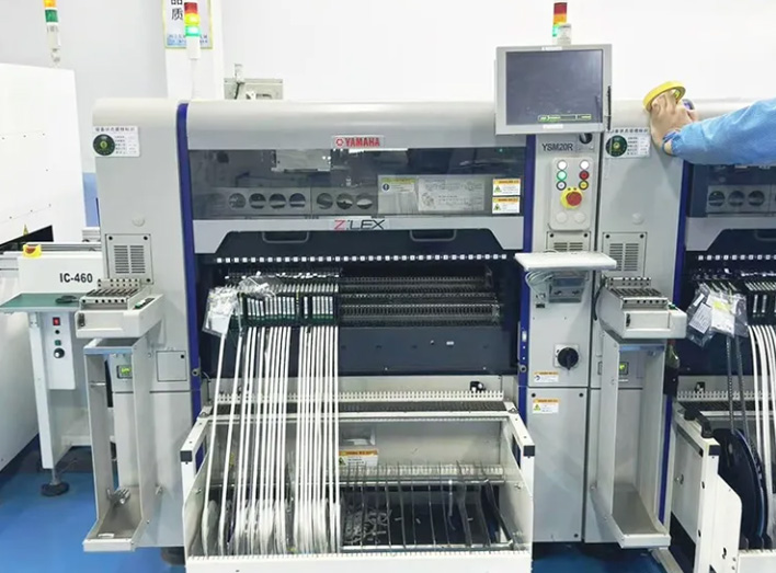 Automatische Bestückungsmaschine