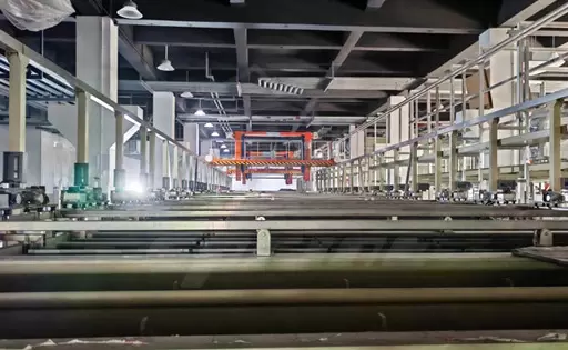 Neue Fortschritte in der zweiten Leiterplattenfabrik: Installation von Geräten zur Kupferbeschichtung, Mustergalvanisierung und Säureätzung!