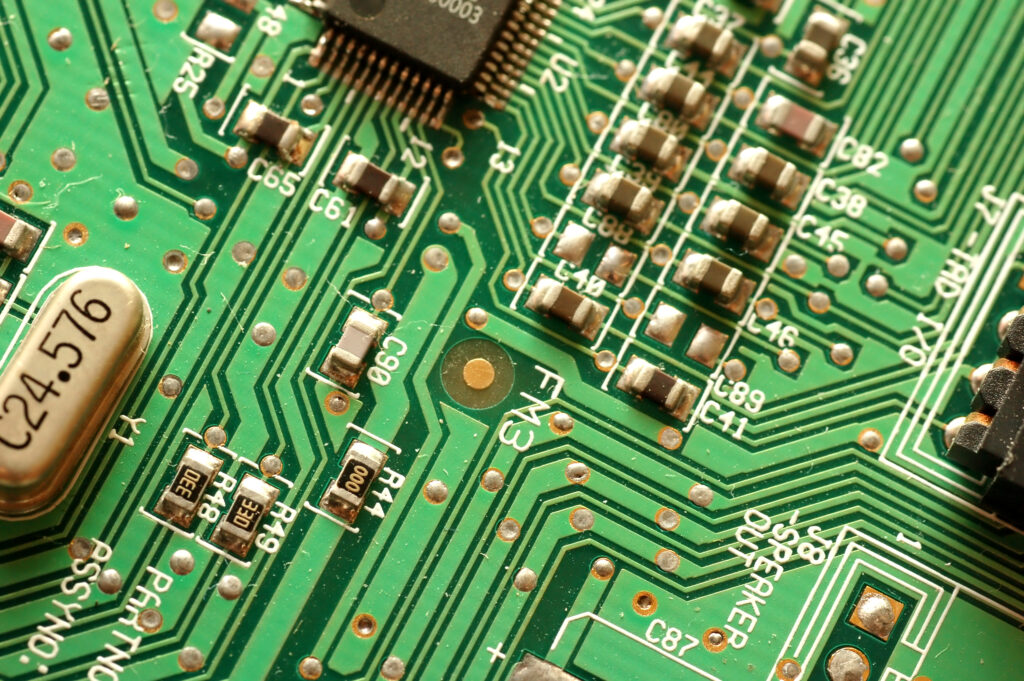 Wie wichtig sind Lötstoppmasken und PCB-Siebdrucke?